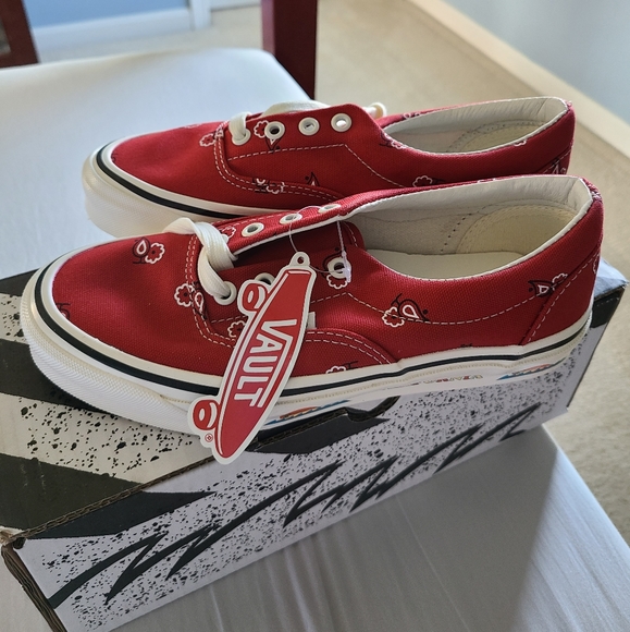 Vans Shoes - Vans OG Era LX Paisley 6.5